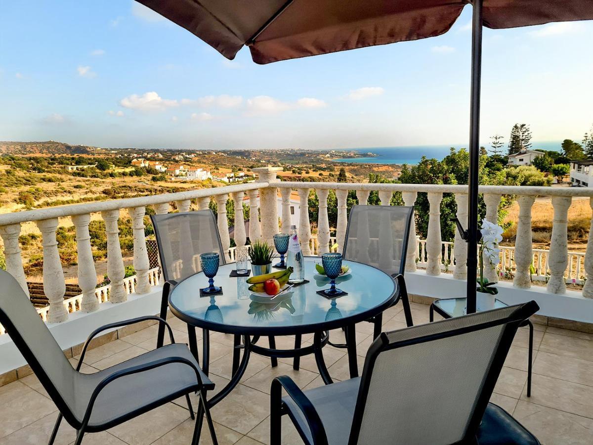 Katya-Sofia Villa - Tranquility With Sea View Пея Екстериор снимка