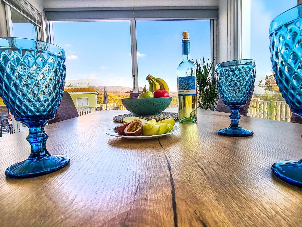 Katya-Sofia Villa - Tranquility With Sea View Пея Екстериор снимка